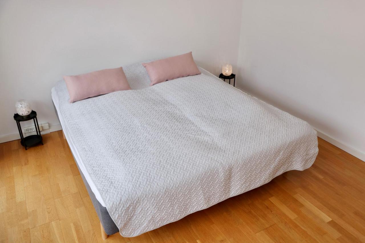 Scandi-Hygge 2 Bedroom Apartment In Charming Christianshavn Copenhaga Exterior foto